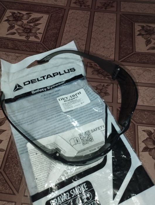 Очки защитные DeltaPlus Brava2 Smoke
