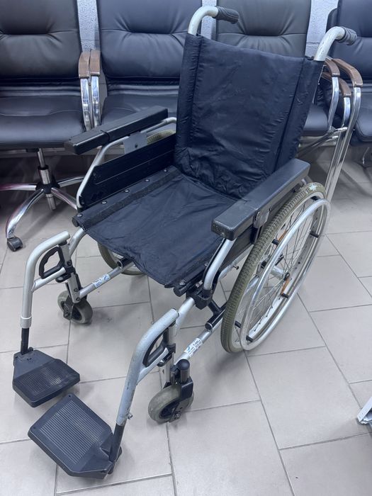 Крісло інвалідне коляска б/у Німеччина