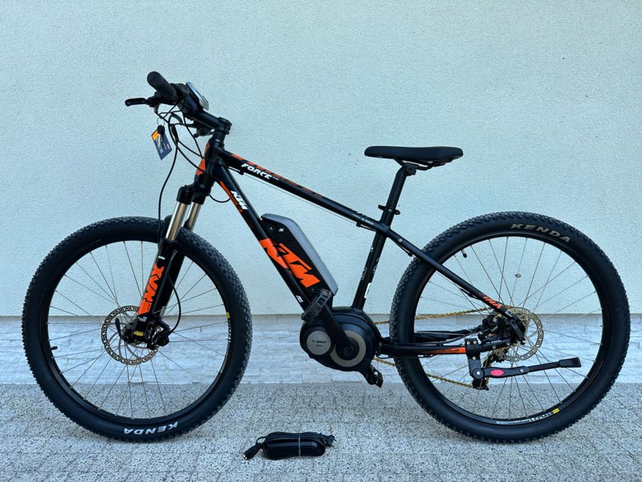 Rower KTM MACINA - wsp elektryczne Bosch, koła 27,5, ham hydrauliczne
