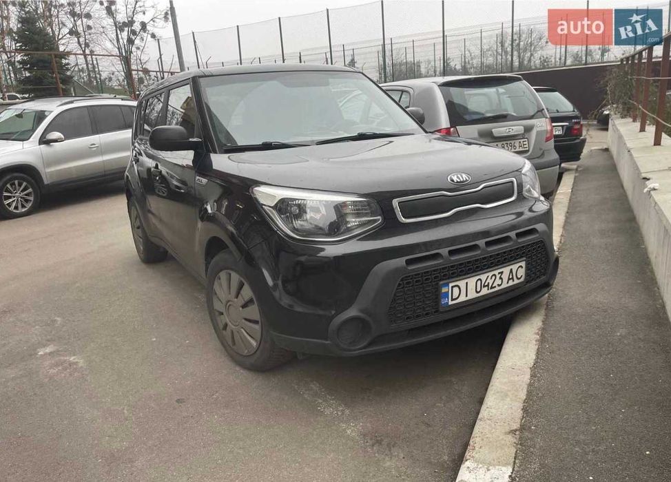 Продам KIA SOUL бензин