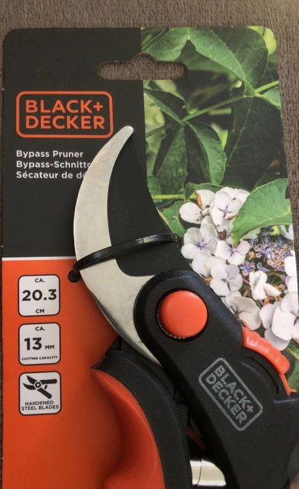 Tesoura de podar Black and decker
