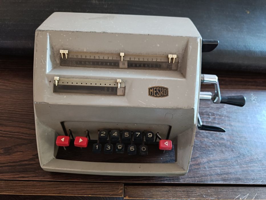 Stary kalkulator, liczydło