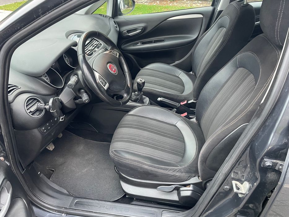 Fiat Punto Evo 1.3CDTI Klimatronic Skóry Tempomat USB