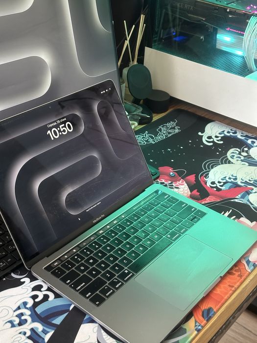 Macbook pro 2019 i7 16 512