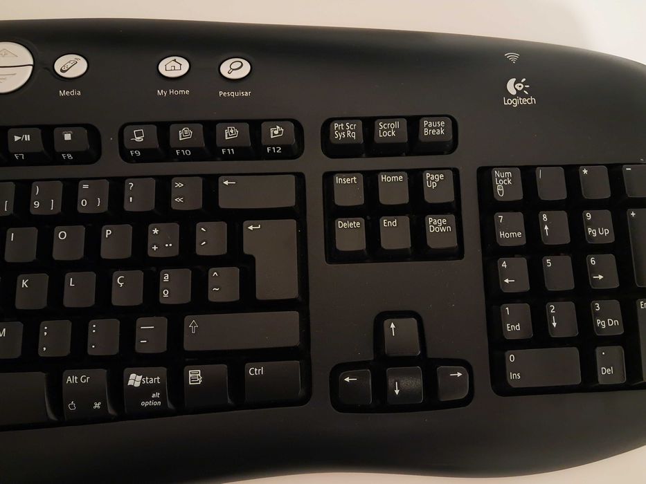 Logitech Wireless Keyboard443510430221608962