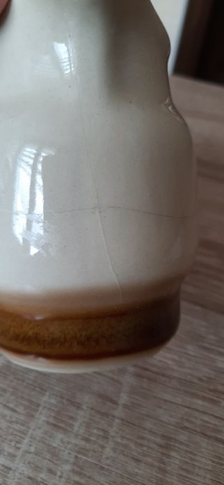 Sprzedam małą wazę do zupy z dwoma dzbanuszkami