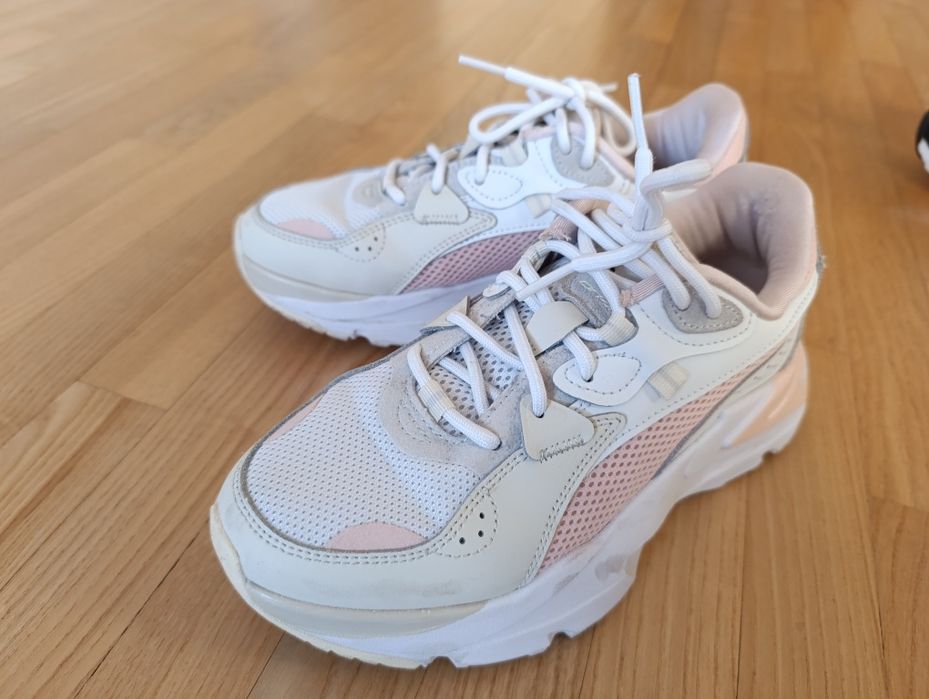 Кросівки Puma, Жіночі