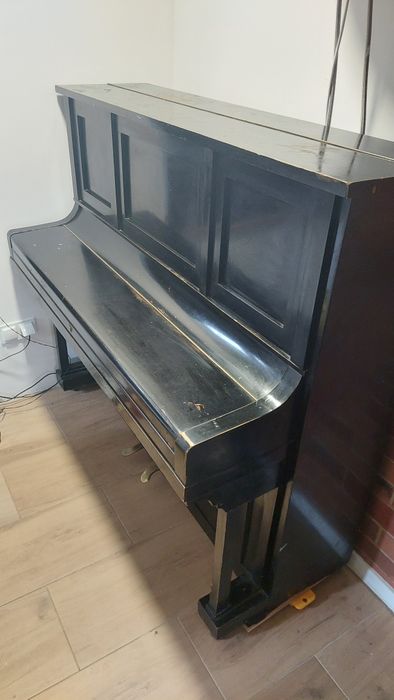 Sprzedam pianino