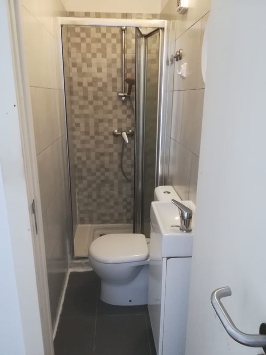 Quarto Amadora wc privado