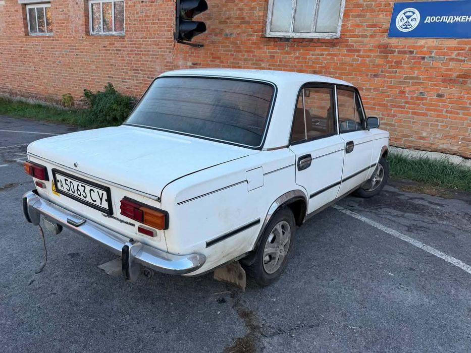 Продаю автомобіль.