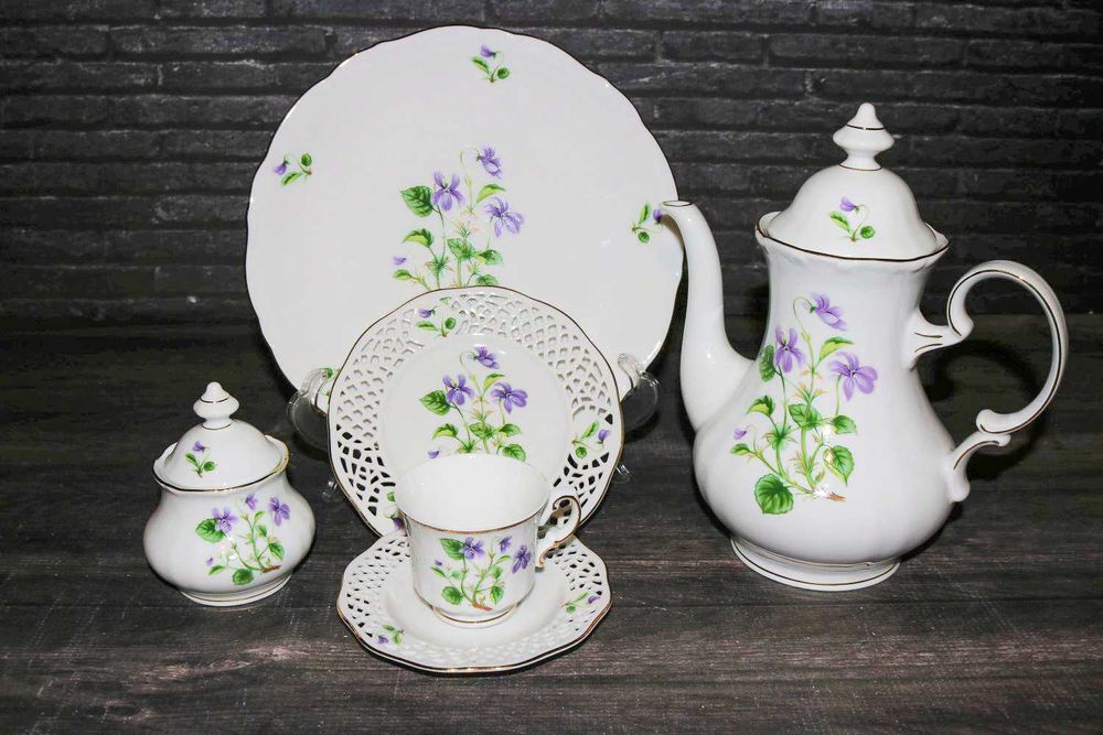 Serwis Svaneholm - fiołki