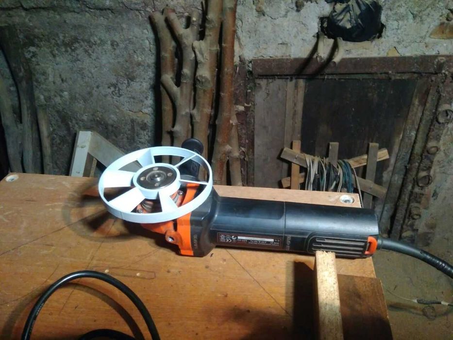 Вентилятор-насадка на УШМ (болгарка) для продувки и розжига мангала