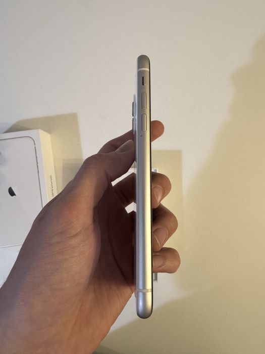 Iphone 11 128 бу