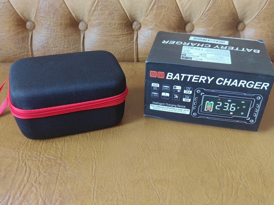 Автомобільний Зарядний пристрій COREBOX 12V 24V 25A