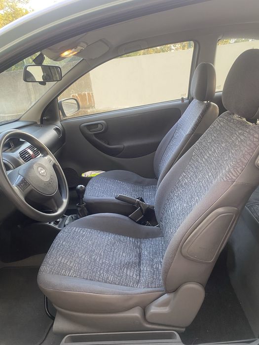 Opel corsa com 127mil km impecavel