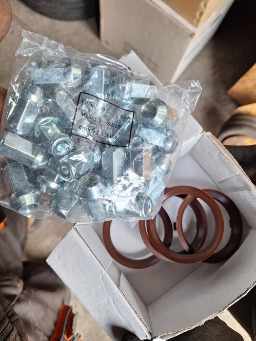 NOWE Alufelgi 5x108 16 cali ET48 DEZENT RE Dark Ford Renault Volvo koła