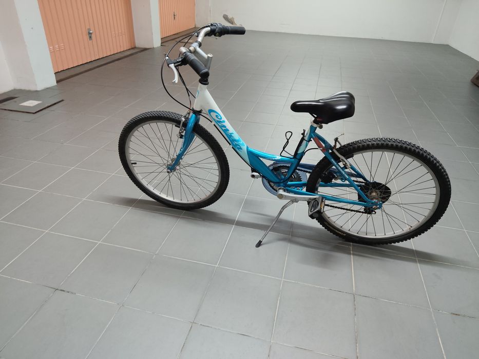 Bicicleta menina/senhora