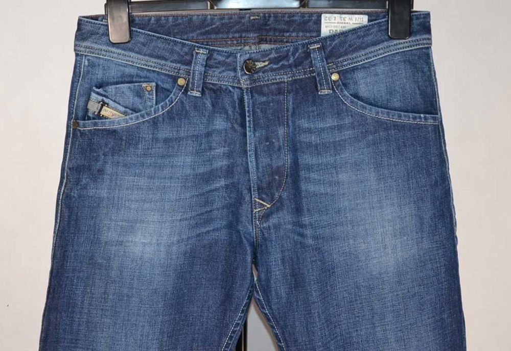 DIESEL Darron Regular Slim Tapered Jeans Spodnie Męskie W31 L32 Super Stan