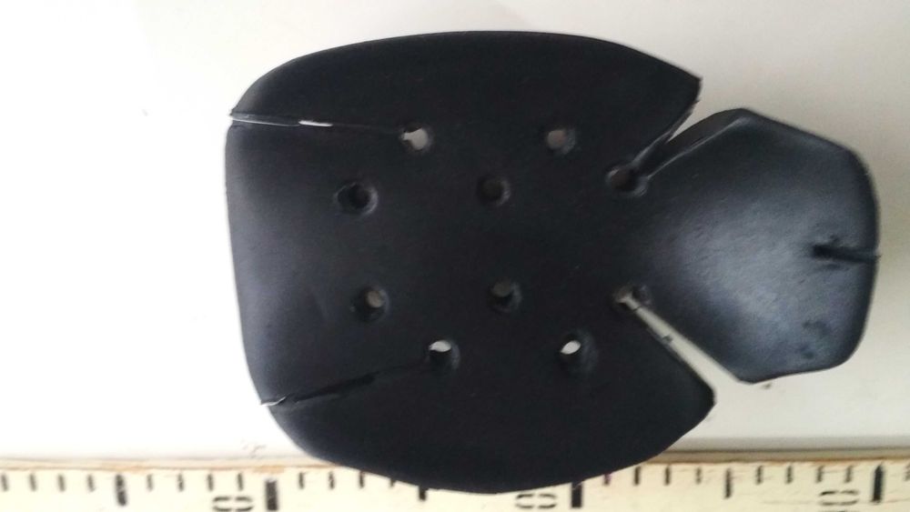 Наколінник Louis PRO SAFE 99-01  захисна вставка локті коліна плече MG
