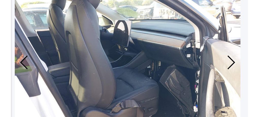 Tesla Y Розборка