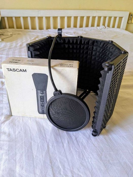 Мікрофон TASCAM TM-250U з фільтром та екраном у комплекті