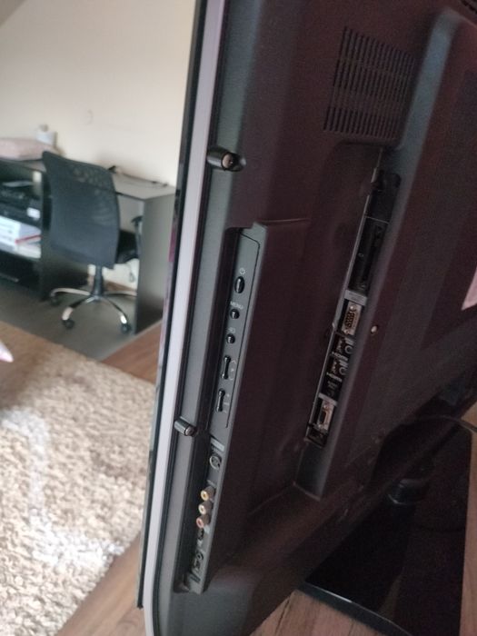 Telewizor Sharp 42"