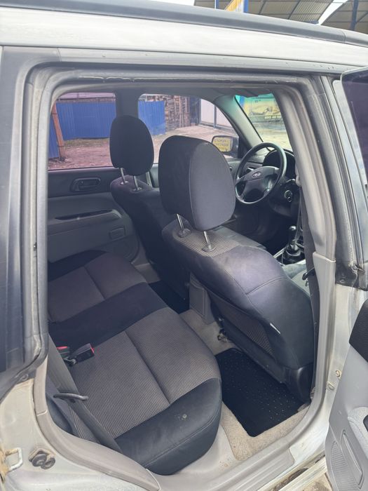 Продам субару  форестер