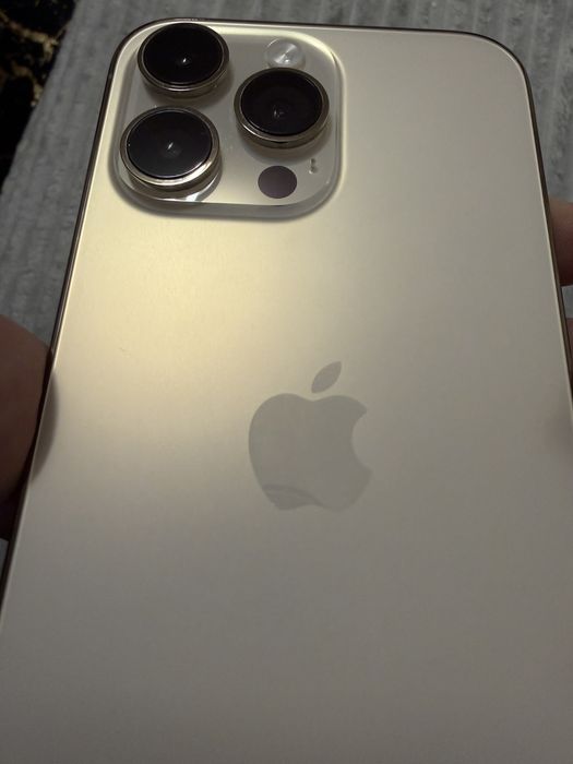 IPhone 14 pro max zloty