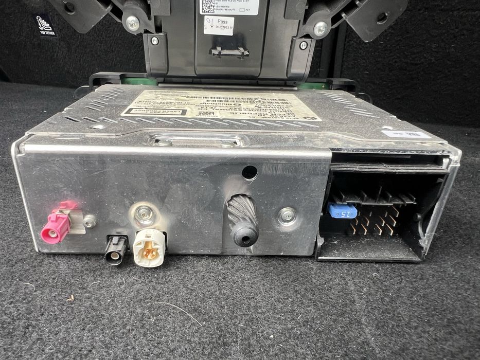 Щиток приборів/мультимедіа Mini Cooper Countryman R60 10-16