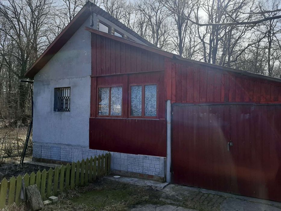 Продамо дачну ділянку з будиночком