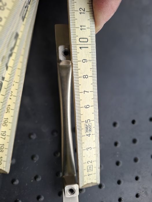 Uchwyt meblowy satynowy metalowy