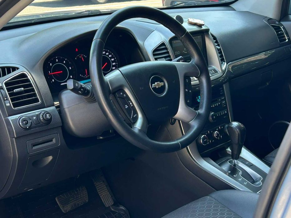 Продається надійний, просторий сімейний кросовер Chevrolet Captiva
