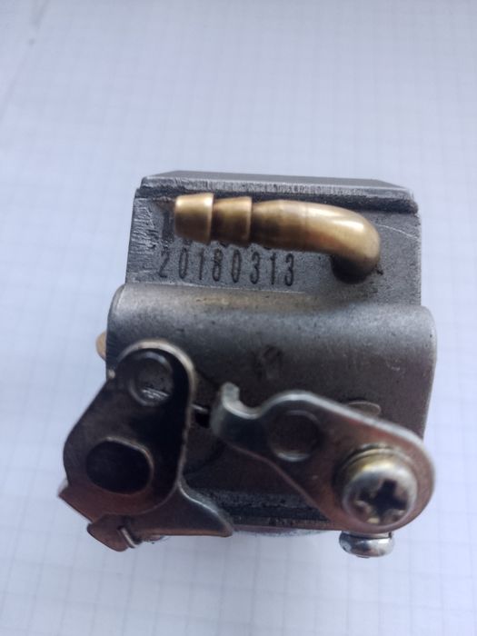 Карбіратор для бензопили