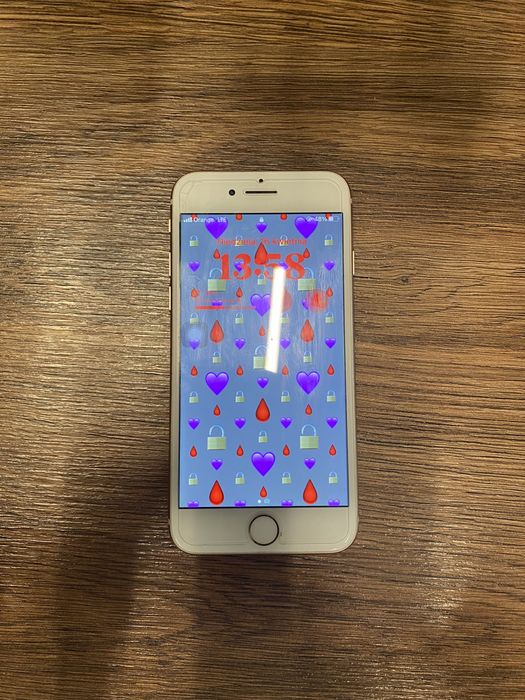 IPhone 8 na sprzedaż lub wymiana