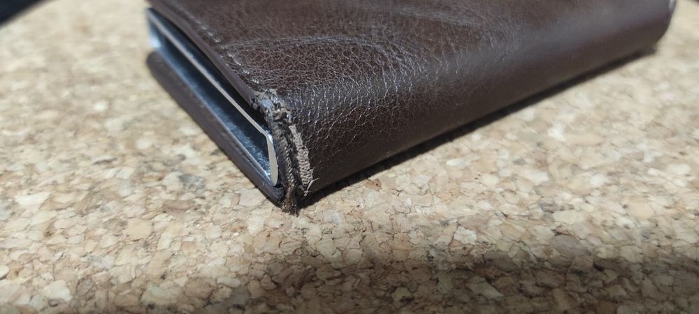 Carteira RFID castanha