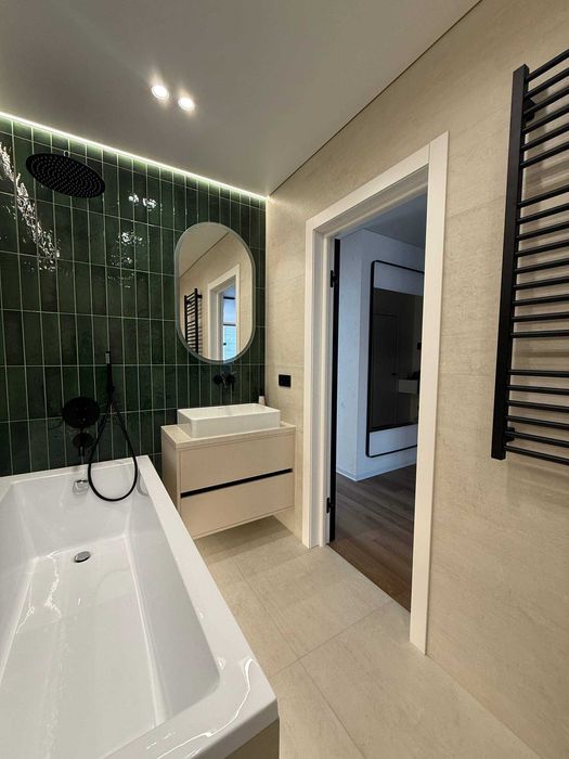 Добротна 2 кімнатна в центрі ЖК А5