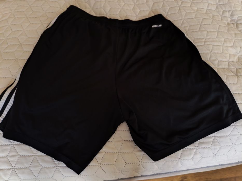 Spodenki sportowe adidas