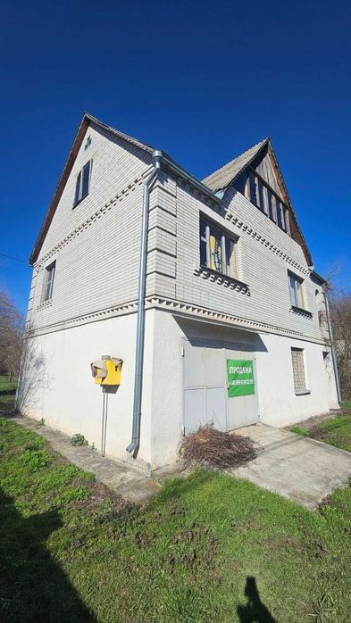 Продаж будинку  Підгірці Новообухівська траса Блакитне Озеро!