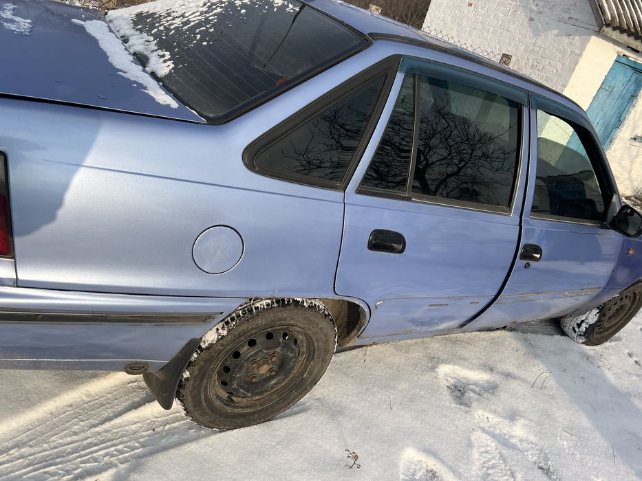 Део Нексія 2007 рік 1.5 двигун 16кл запчастини