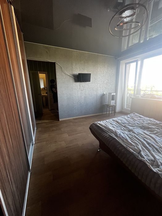 Продам 1 кімнатну, ПОКРАЩЕНОГО ПЛАНУВАННЯ, ЦЕГЛА, з меблями і технікою - View 3