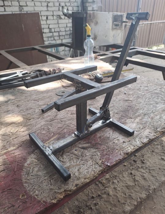Подставка под мотоцикл