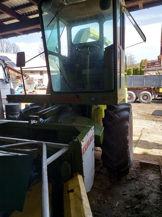 Kombajn do kukurydzy Class Jaguar zamienię na ciągnik c330