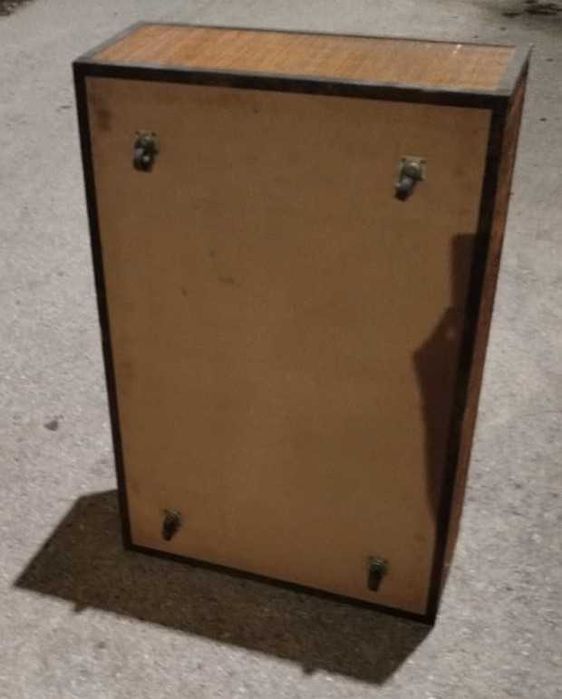 Mesa de centro Vintage, de bambu com rodizios e tampo em vidro