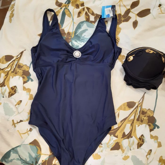 Продам купальники раздельные и сдельные новые и б/у