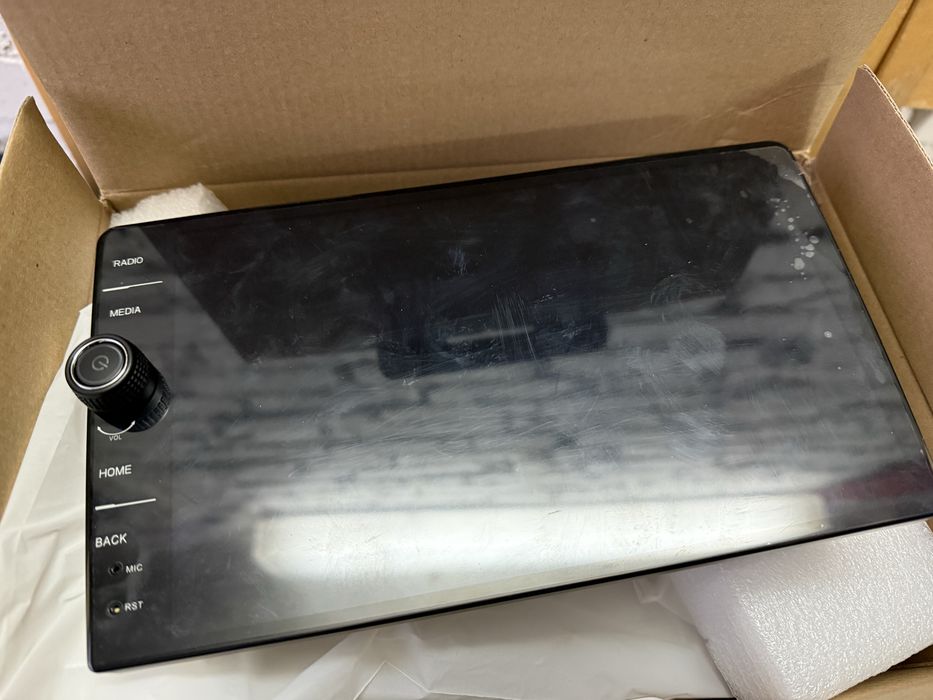 Продам ГУ android 9” gps, 4g, carplay.