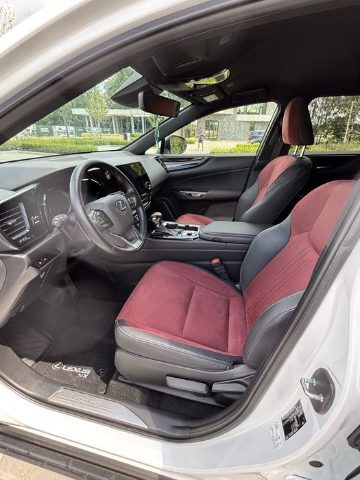 Lexus Nx 200  2022р