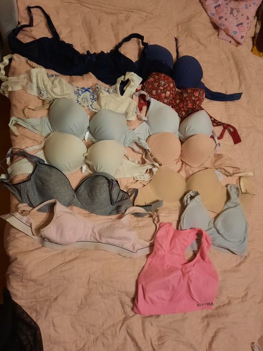 11szt biustonosz biustonosze 75B
