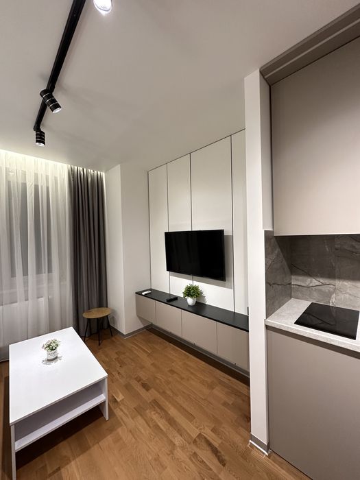 Від власника, сучасна квартира в центрі подобово, авторський дизайн.