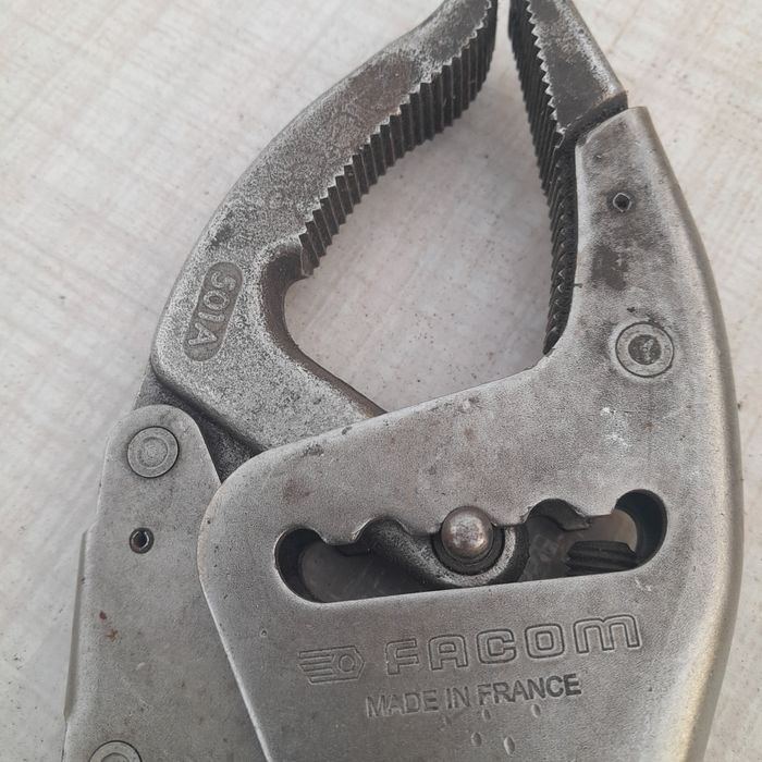 Alicate pressao falcom