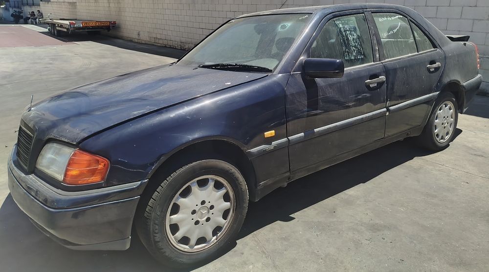 Para peças MERCEDES-BENZ Classe C (W202)